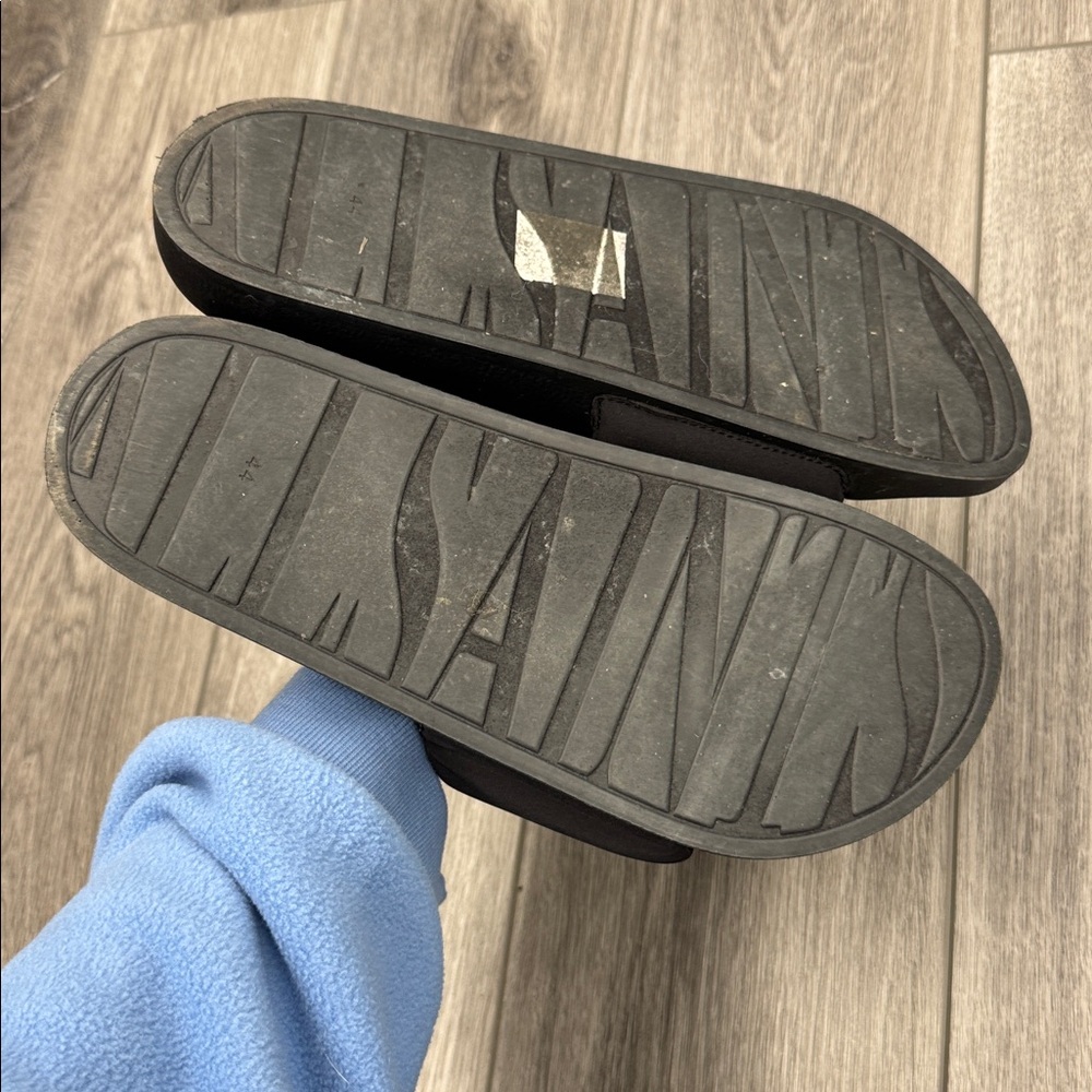 All Saints Men's Black Slide Sandals - Picture 4 of 6